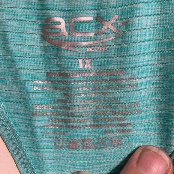 ACX active 1x really soft and slinky top with detailed back - Picture 2 of 5